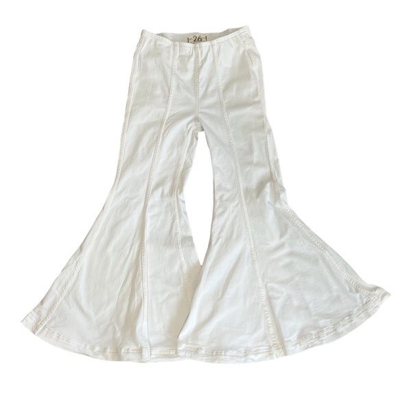 BOGO! Free People We The Free Cha Cha Flare Leg Cropped White Denim Pants 26 - Picture 3 of 11